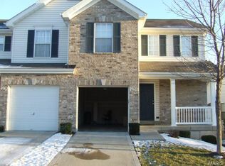 4960 Hurstborough Ct, Hazelwood, MO 63042