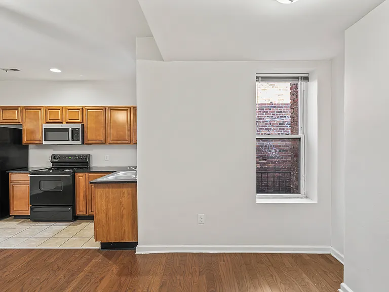 70 Morris St #3E — Photo 5