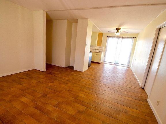 3rd image of 6421 Thomas Dr