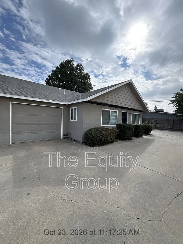 2 bed, 1.0 bath, 850 sqft, $1,500 — Photo 2