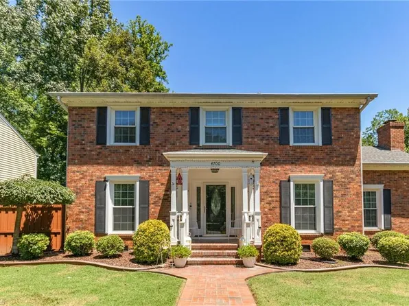 4700 Horseshoe Ln, Greensboro, NC 27410