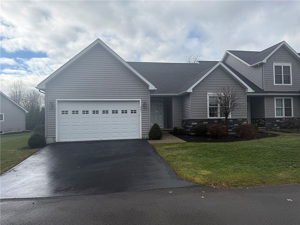 1st image of 301 Greystone Dr