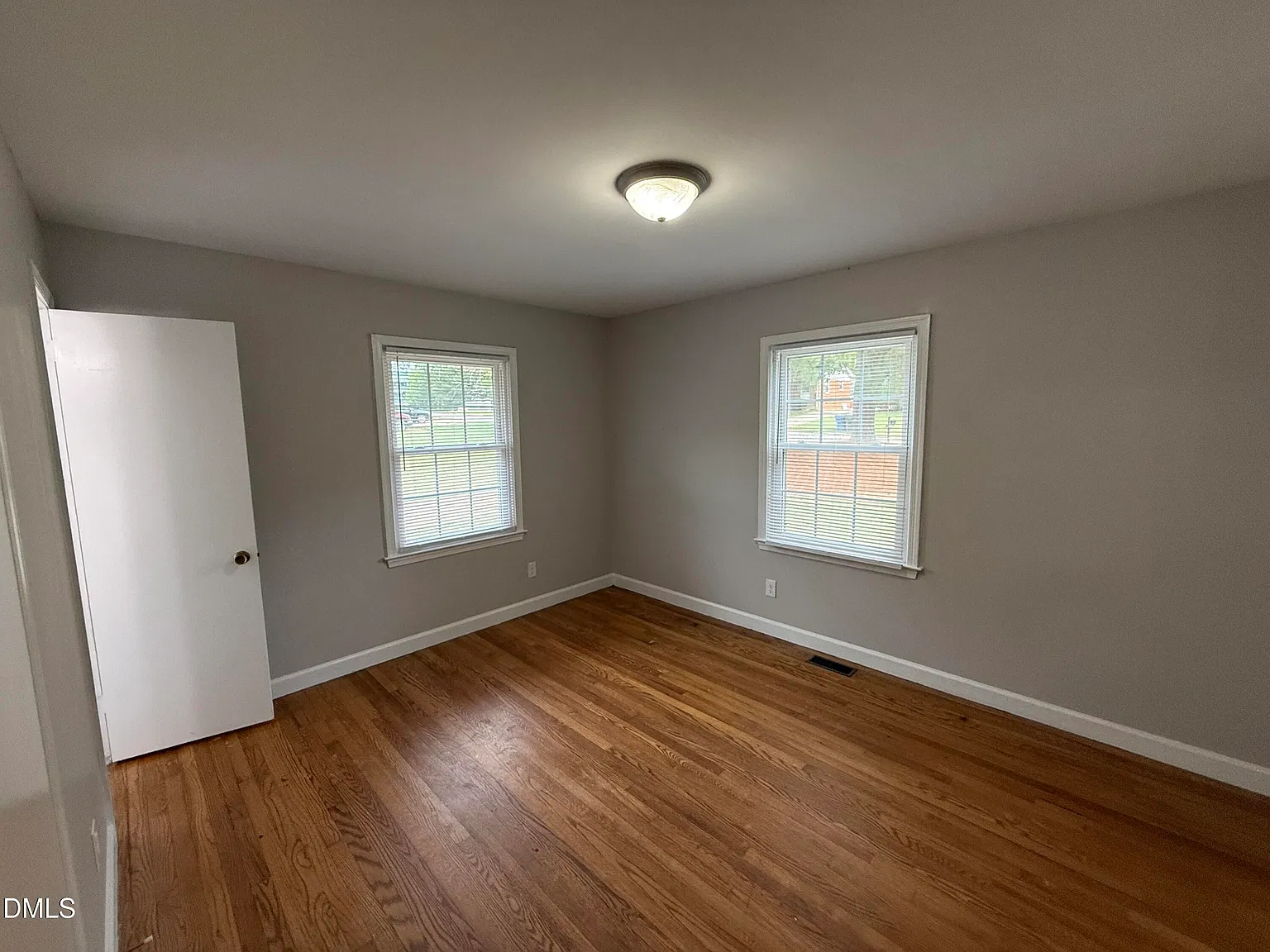 3 bed, 2.0 bath, $1,900 — Photo 3
