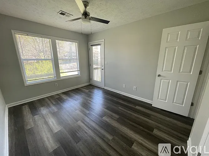 942 Stewarts Creek Dr #9 — Photo 10