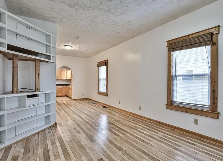 1112 Oxford State Rd — Photo 12