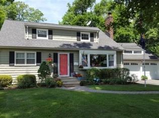 41 Crescent Dr, Morristown, NJ 07960