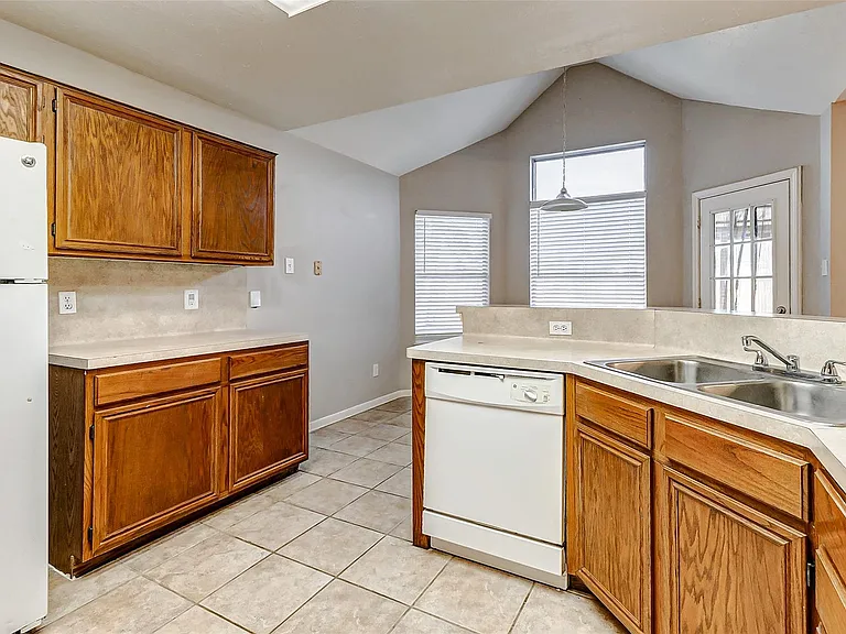 23922 Spring Dane Dr — Photo 16