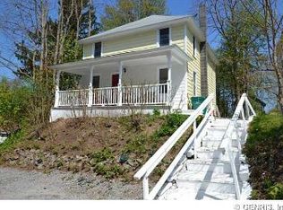 62 Nixon Dr, Rochester, NY 14622