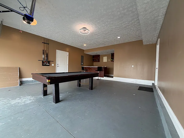 4266 Tingle Dr — Photo 28