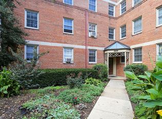 2219 Washington Ave #W-202, Silver Spring, MD 20910