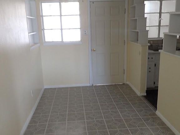 5th image of 7409 Sequoia Way