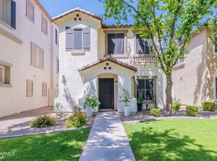 425 N Oak St, Gilbert, AZ 85233