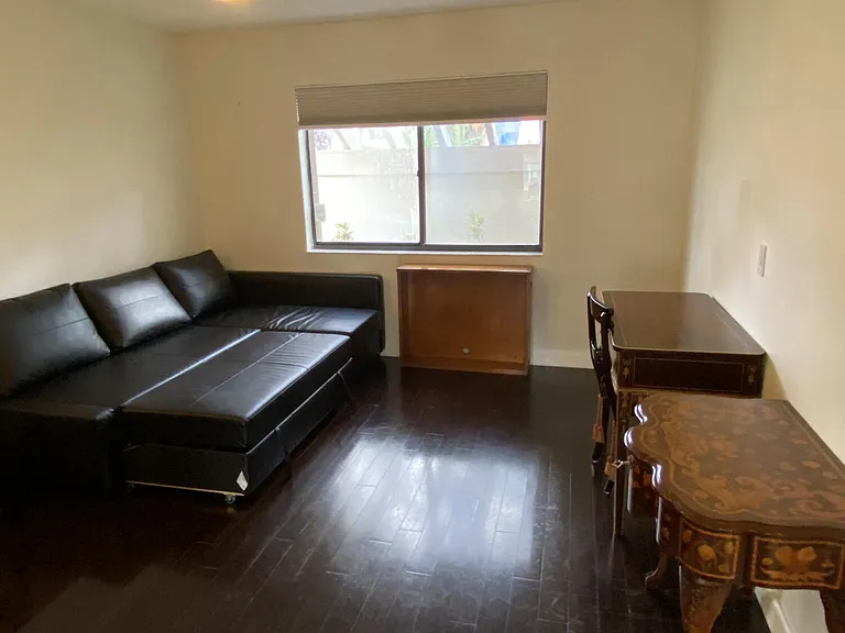 5621 Coach House Cir #D — Photo 17