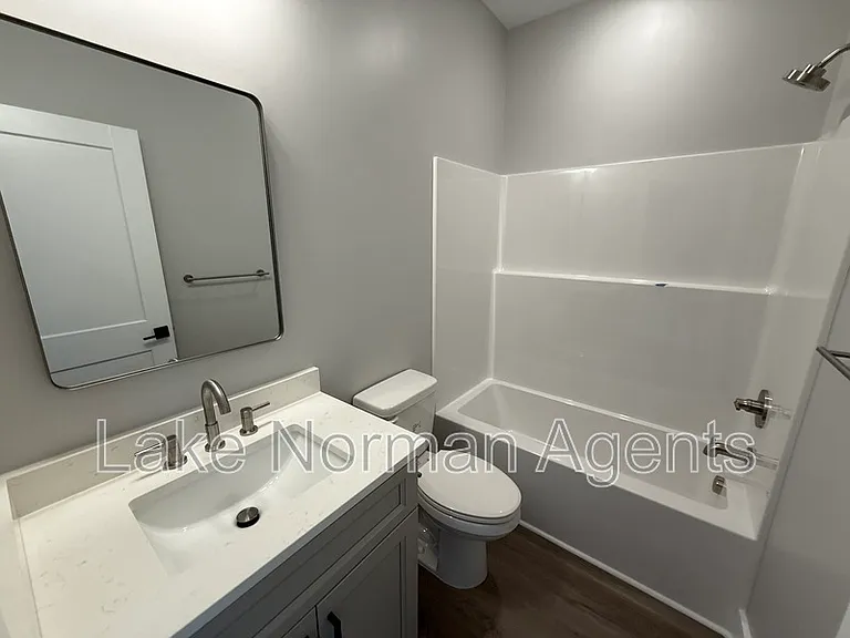 525 Dellwood Dr #A — Photo 15