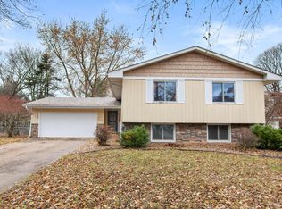 3889 Oak Ter, White Bear Lake, MN 55110