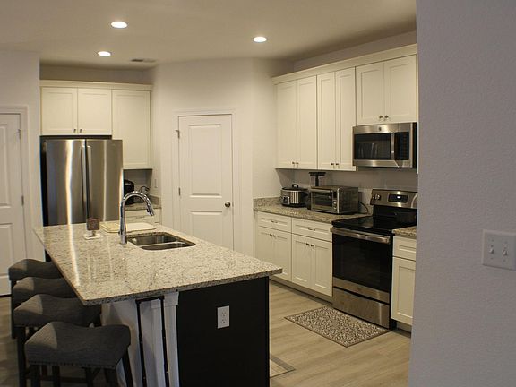 2nd image of 1207 Jadens Way