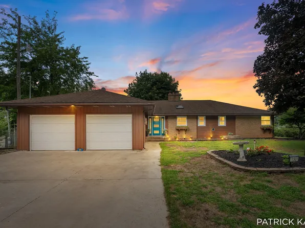 11501 Montcalm Rd, Greenville, MI 48838