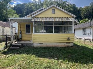 636 Garrison Ave, Charleston, WV 25302