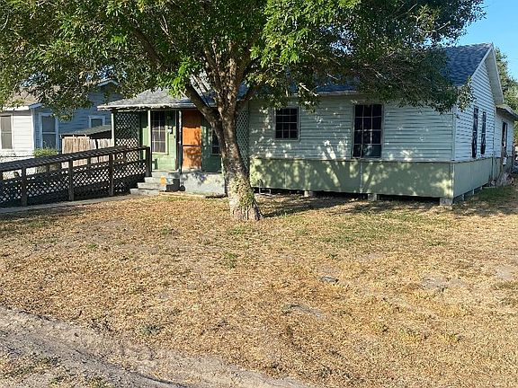 2nd image of 430 Williams St