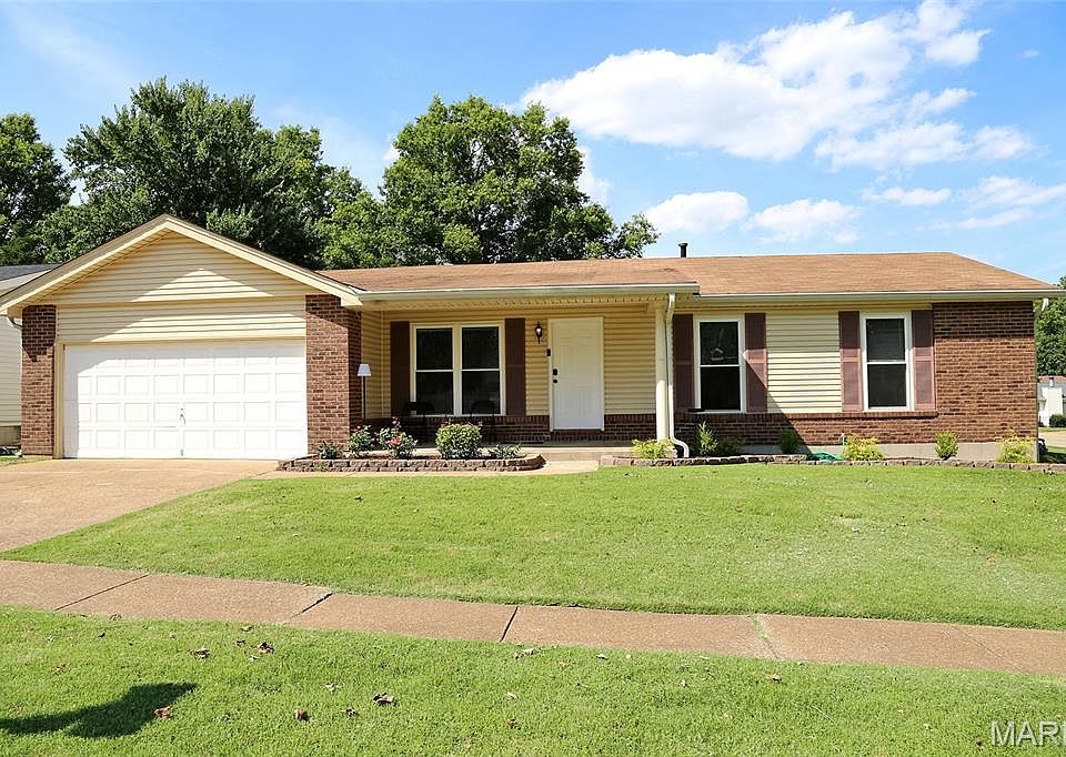 1st image of 4221 Meadowgreen Trails Dr