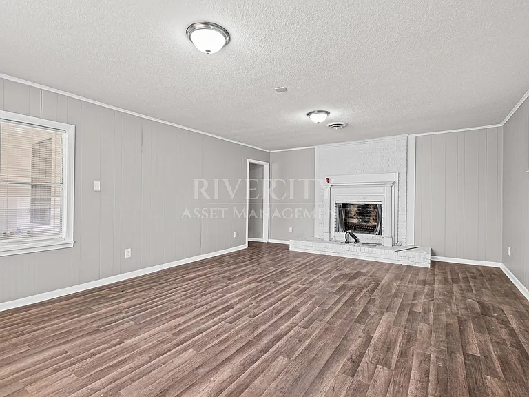 4051 Auburn Rd — Photo 14