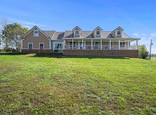 104 Hawkins Ln, Salvisa, KY 40372