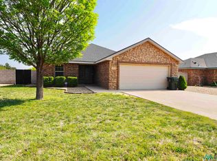 617 Almond Tree Ln, Clovis, NM 88101