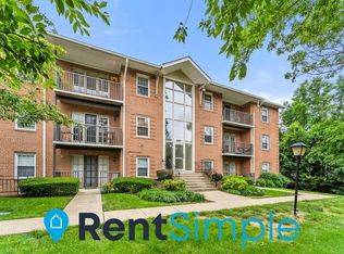 3334 Spring Ln APT B40, Falls Church, VA 22041