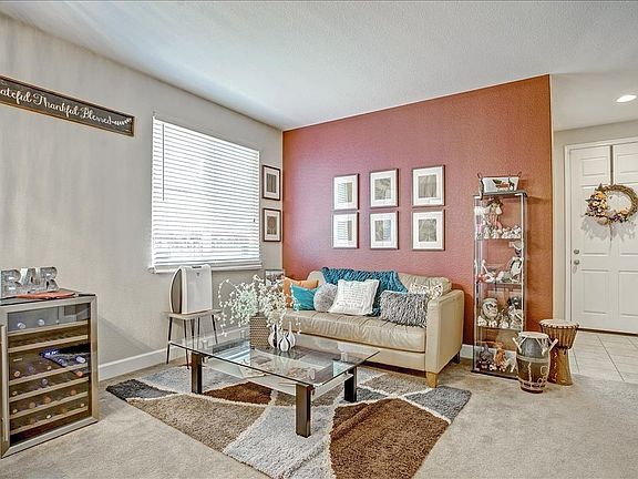 5th image of 636 Silver Star Court