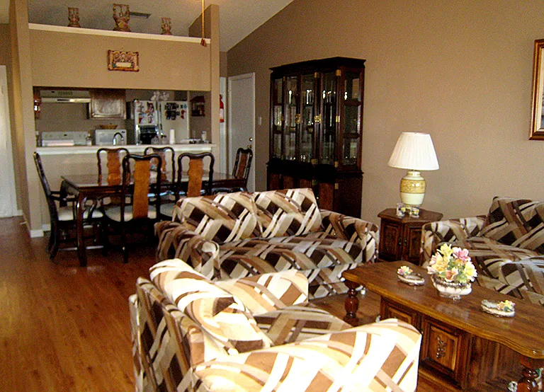 2406 High Hollow Dr — Photo 12