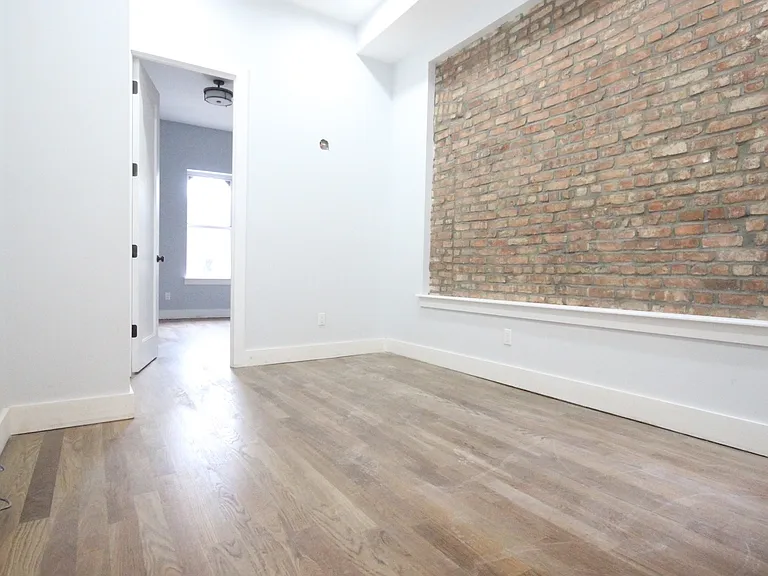 1865 Putnam Ave #2 — Photo 3