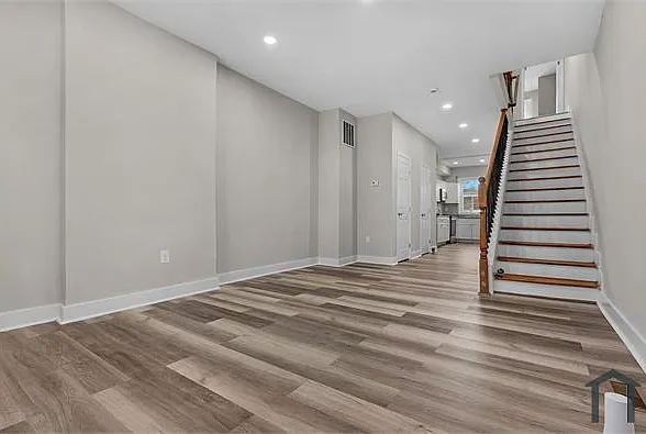 2 bed, 1100 sqft, $1,950 — Photo 3