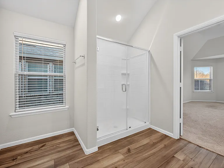 2704 Rambling Rd — Photo 17