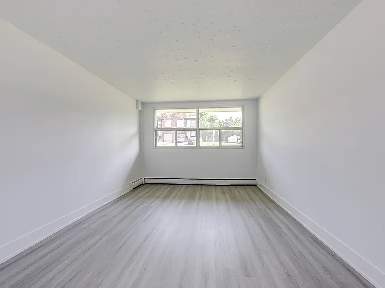 167 Morgan Ave — Photo 12