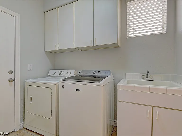 1813 Snow Spring Ln — Photo 21
