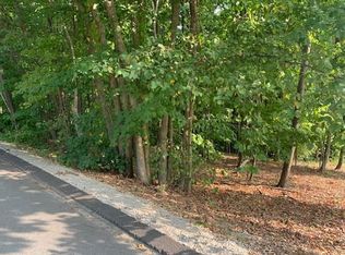 317 Sunnyhill Rd, Lunenburg, MA 01462