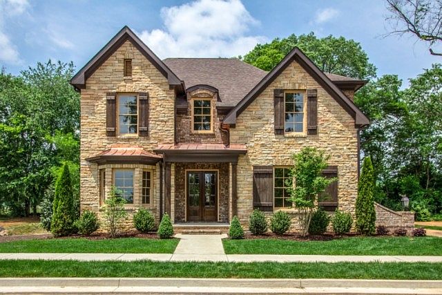 1st image of 305 Carawood Ct