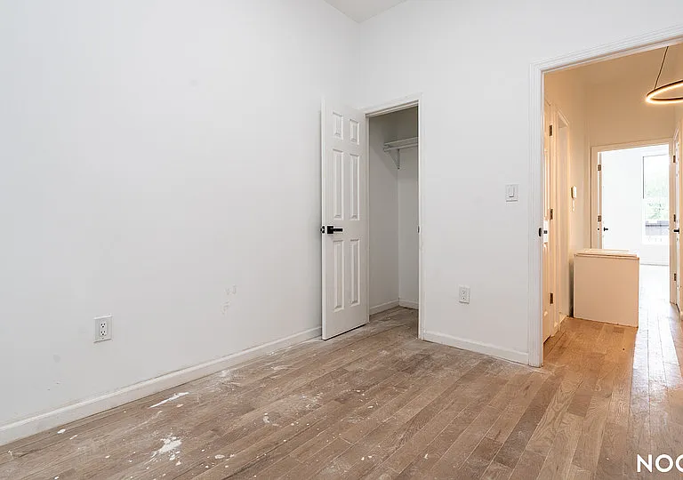 815 Willoughby Ave #1C — Photo 6