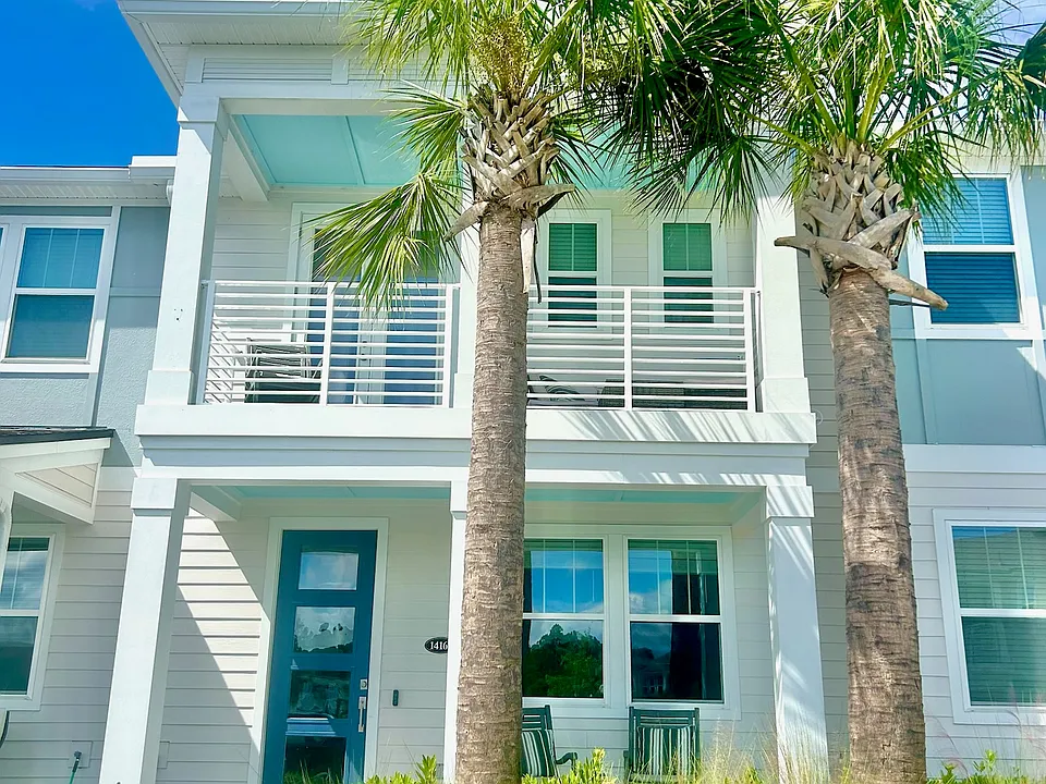 14169 Sea Wave Ln