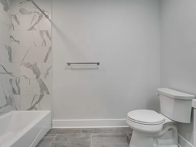 660 Grand St #313 — Photo 11
