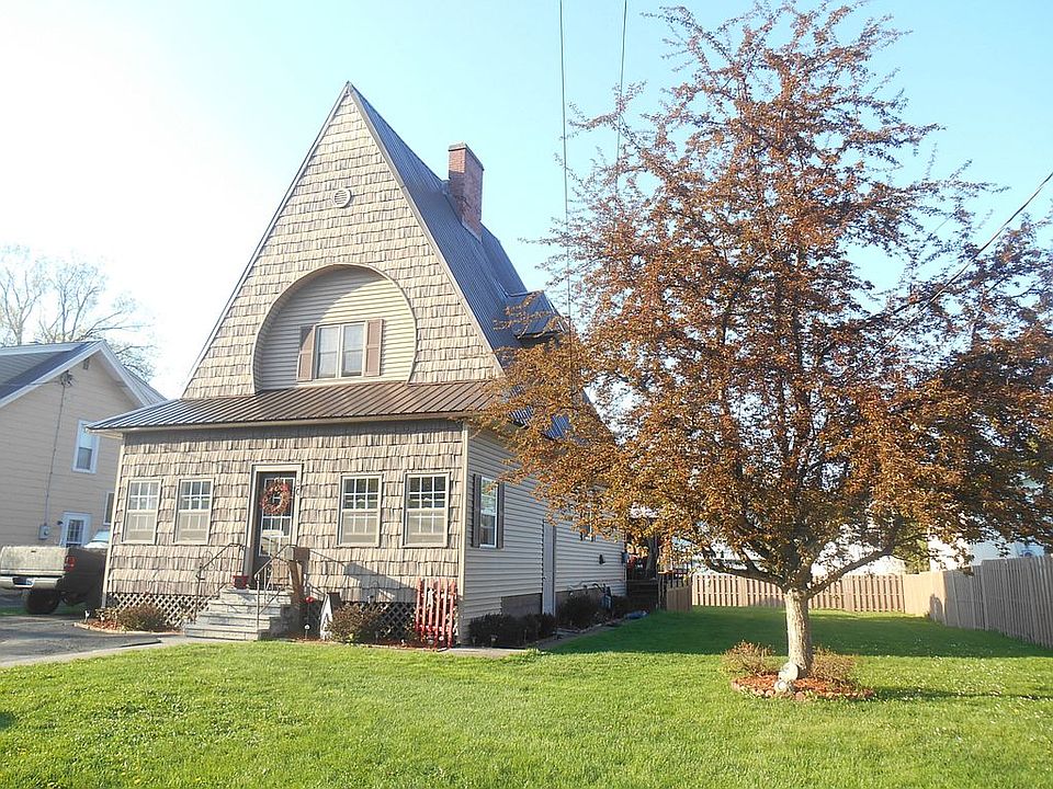1st image of 30 Bishop Ave