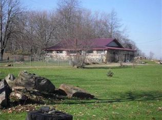 47 Mason Dixon Rd, Gibbon Glade, PA 15440
