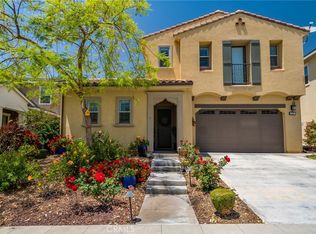 627 E Orange Blossom Way, Azusa, CA 91702