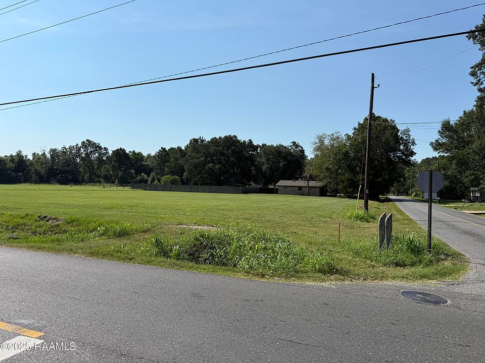 1st image of 200 Arceneaux Rd