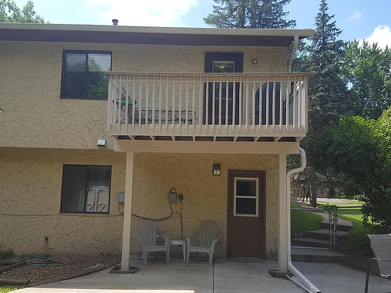 1441 Rice Creek Rd NE — Photo 2