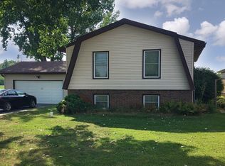 13707 Dixon Rd, Dundee, MI 48131