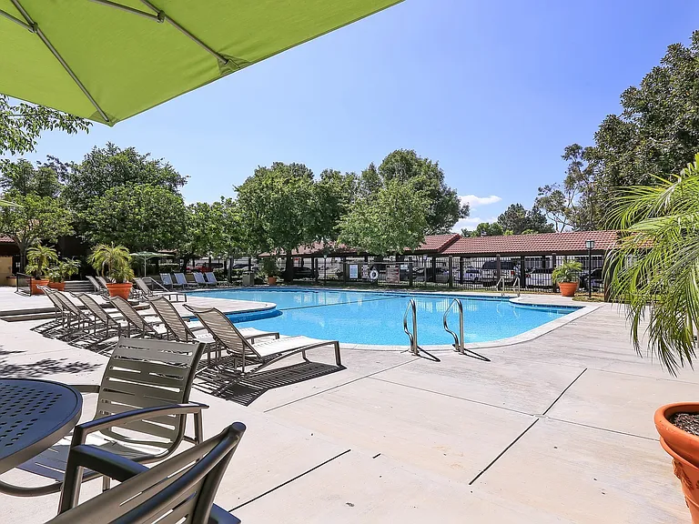 Relax with your friends and family poolside