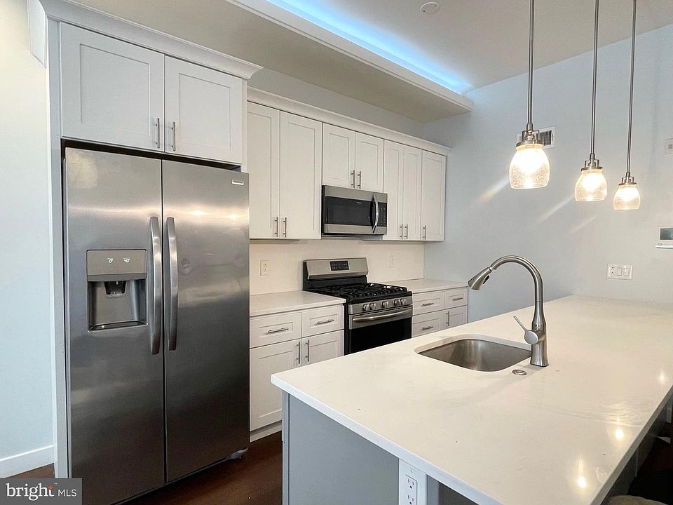 1st image of 1337 N Franklin St #1