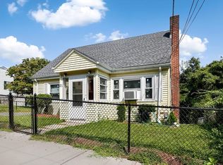 21 Lodgehill Rd, Hyde Park, MA 02136