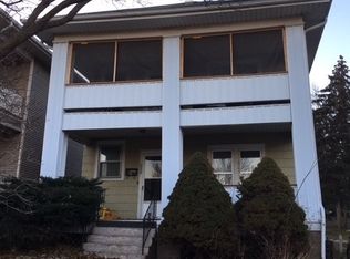 809 W 8th St, Dubuque, IA 52001